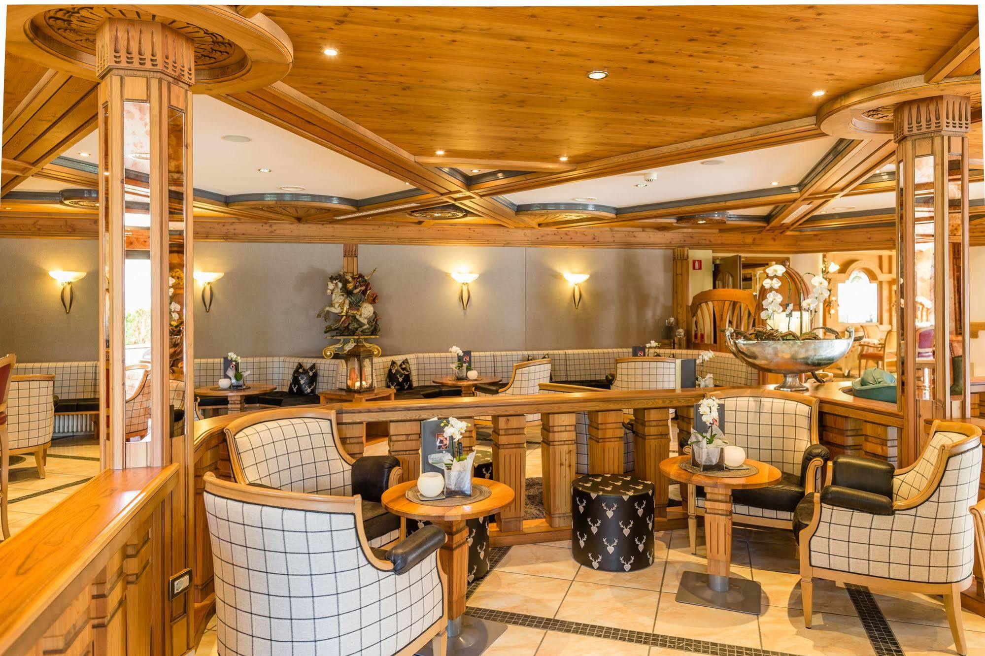 Dolcevita Hotel Jagdhof Laces Εξωτερικό φωτογραφία
