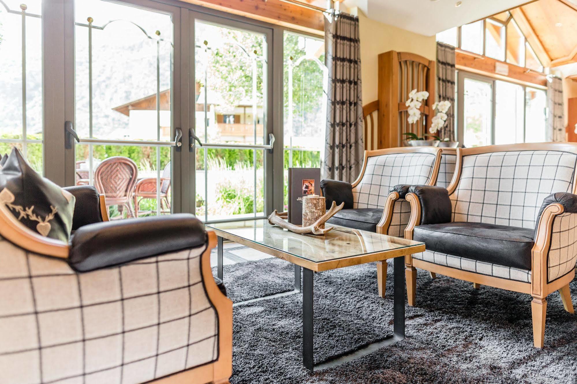 Dolcevita Hotel Jagdhof Laces Εξωτερικό φωτογραφία